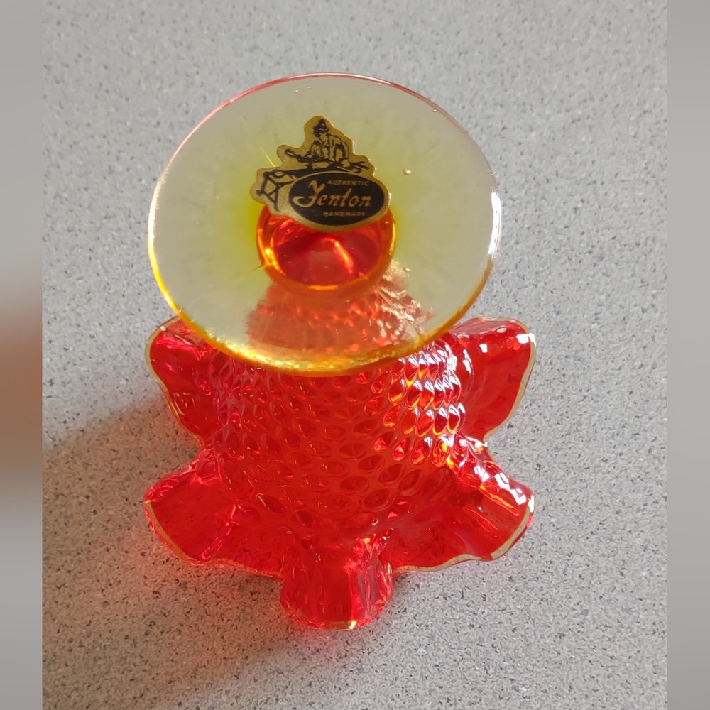 Lower price!*Amberina mini vase(4") - Picture 2 of 6